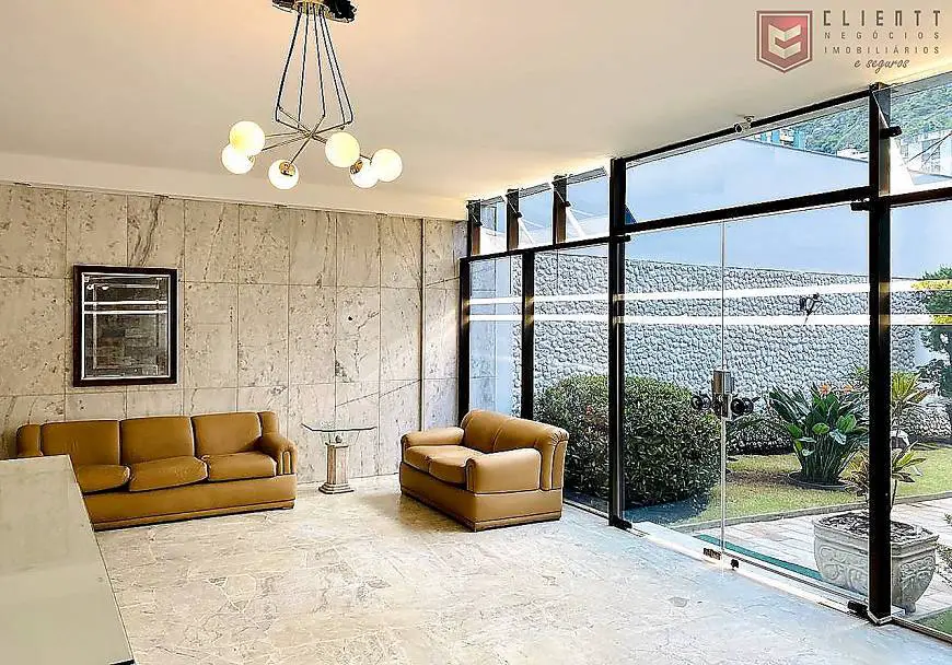 Foto 2 de Apartamento com 4 Quartos à venda, 200m² em Centro, Juiz de Fora