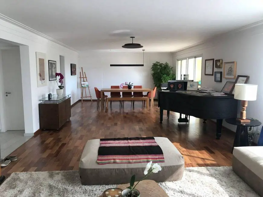 Foto 1 de Apartamento com 4 Quartos à venda, 230m² em Vila Mariana, São Paulo