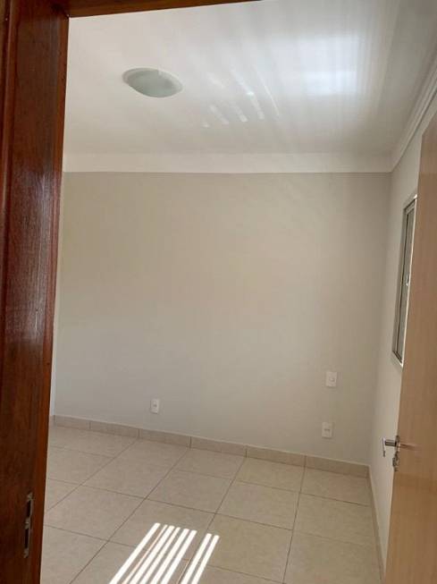 Foto 5 de Casa com 3 Quartos para alugar, 105m² em Abadia, Uberaba