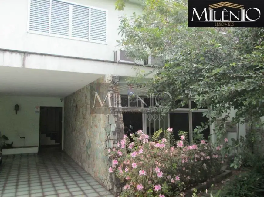 Foto 1 de Casa com 3 Quartos para venda ou aluguel, 360m² em Campo Belo, São Paulo