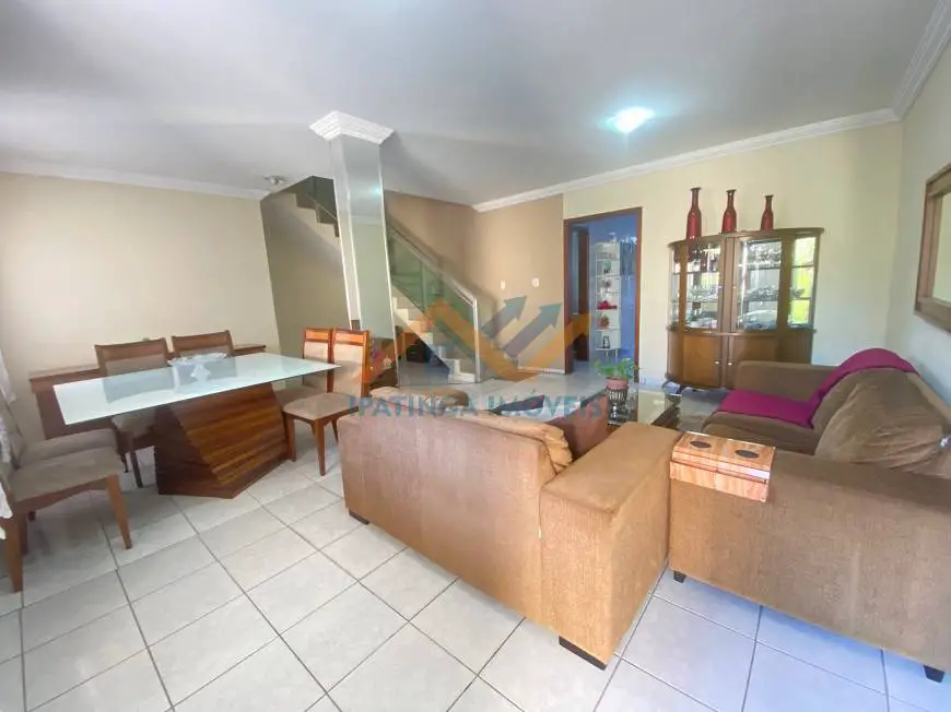 Foto 1 de Casa com 4 Quartos à venda, 224m² em Caravelas, Ipatinga