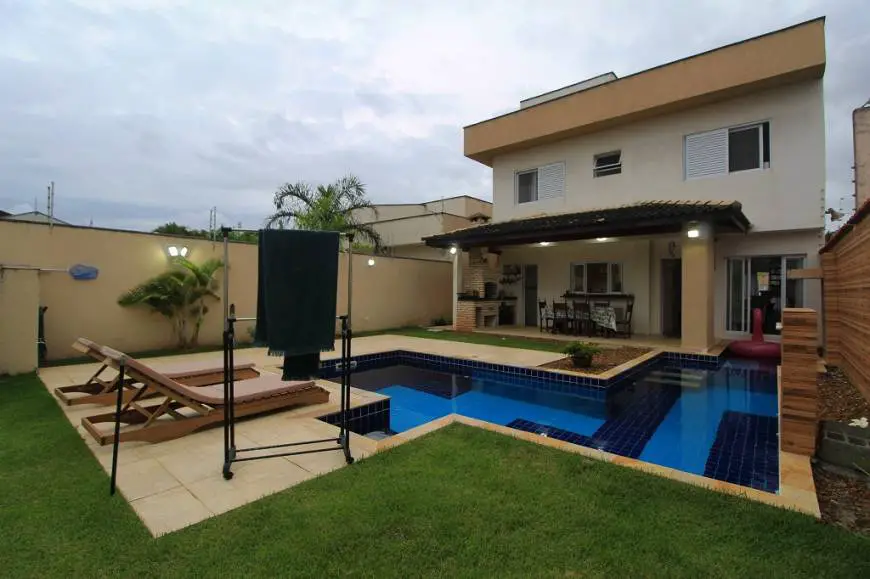 Foto 1 de Casa com 4 Quartos à venda, 191m² em Cibratel II, Itanhaém