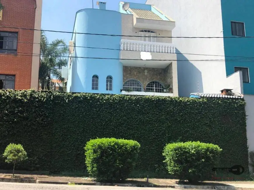 Foto 1 de Casa com 4 Quartos à venda, 250m² em Jardim Têxtil, São Paulo
