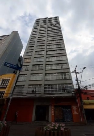 Foto 1 de Apartamento com 1 Quarto à venda, 54m² em Centro, Curitiba