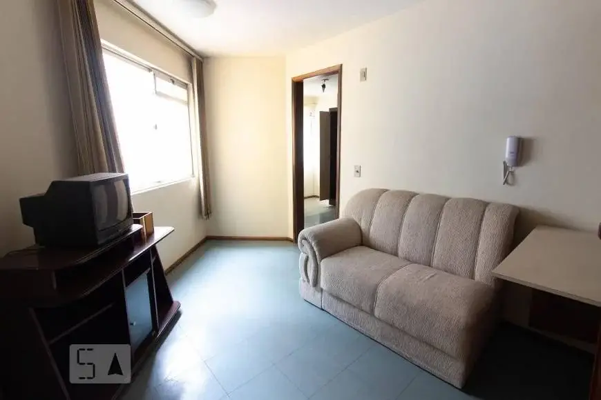 Foto 1 de Apartamento com 1 Quarto para alugar, 51m² em Cristo Rei, Curitiba