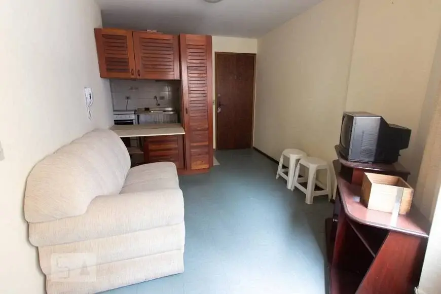 Foto 2 de Apartamento com 1 Quarto para alugar, 51m² em Cristo Rei, Curitiba