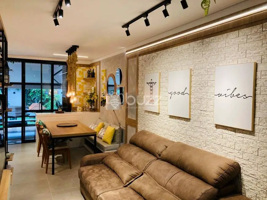 Foto 1 de Apartamento com 2 Quartos à venda, 195m² em Lagoa da Conceição, Florianópolis