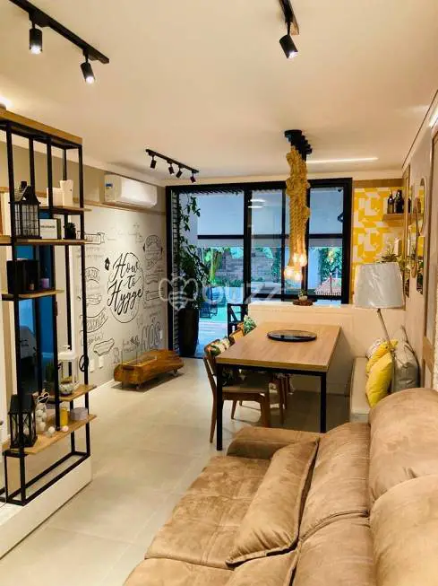 Foto 2 de Apartamento com 2 Quartos à venda, 195m² em Lagoa da Conceição, Florianópolis