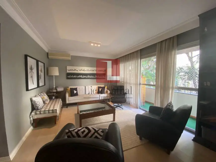 Foto 1 de Apartamento com 4 Quartos à venda, 198m² em Jardim Europa, São Paulo