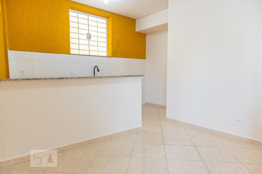 Foto 1 de Casa com 2 Quartos para alugar, 65m² em Vila Maria, São Paulo