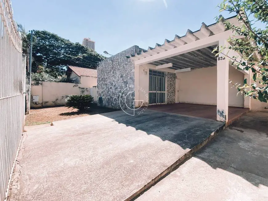 Foto 1 de Casa com 3 Quartos à venda, 151m² em Jardim América, Goiânia