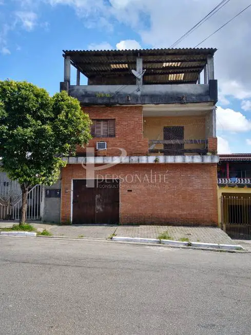 Foto 1 de Sobrado com 5 Quartos à venda, 250m² em Vila Verde, São Paulo