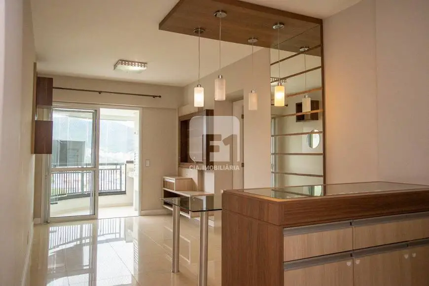 Foto 1 de Apartamento com 3 Quartos à venda, 82m² em Trindade, Florianópolis