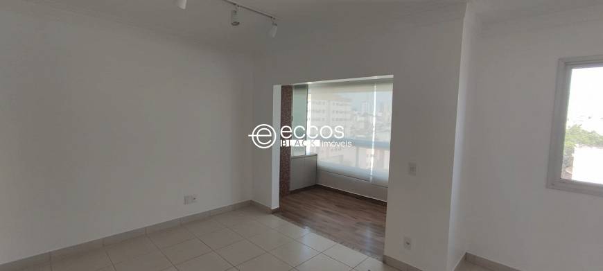 Foto 4 de Apartamento com 3 Quartos para alugar, 94m² em Saraiva, Uberlândia