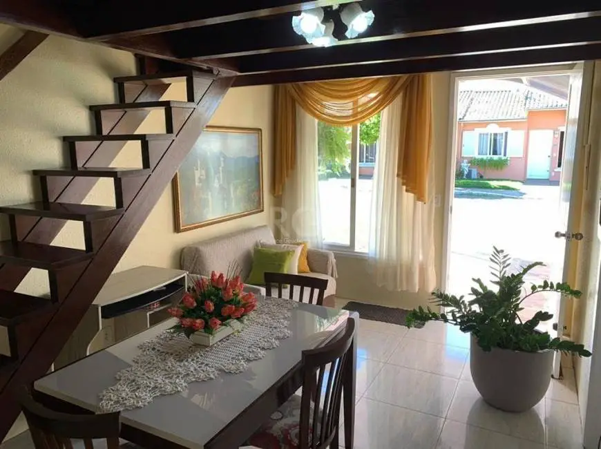 Foto 1 de Casa com 2 Quartos à venda, 87m² em Rio Branco, Canoas