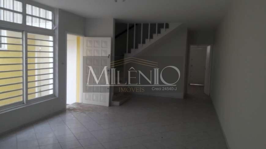 Foto 1 de Casa com 3 Quartos para alugar, 260m² em Campo Belo, São Paulo