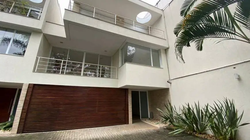 Foto 2 de Casa com 4 Quartos para alugar, 425m² em Brooklin, São Paulo