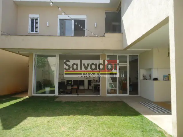 Foto 1 de Sobrado com 4 Quartos à venda, 300m² em Saúde, São Paulo