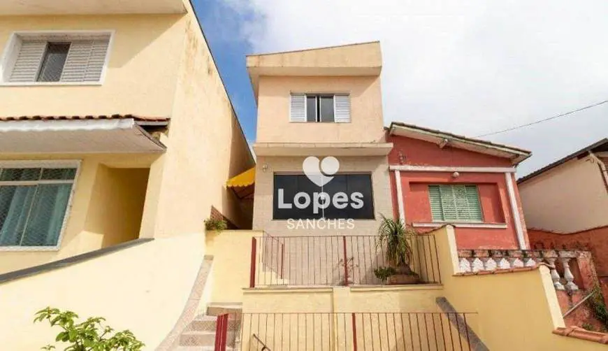 Foto 1 de Sobrado com 4 Quartos à venda, 250m² em Vila Floresta, Santo André