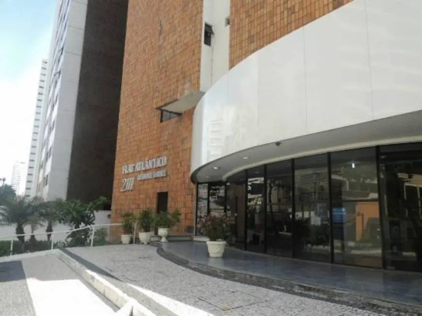 Foto 1 de Apartamento com 1 Quarto à venda, 45m² em Meireles, Fortaleza