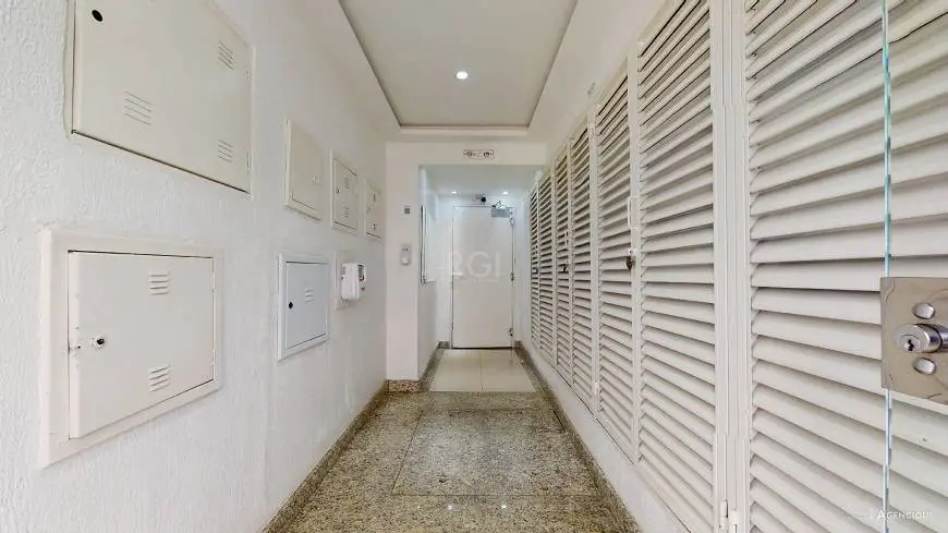 Foto 3 de Apartamento com 2 Quartos à venda, 47m² em Alto Petrópolis, Porto Alegre