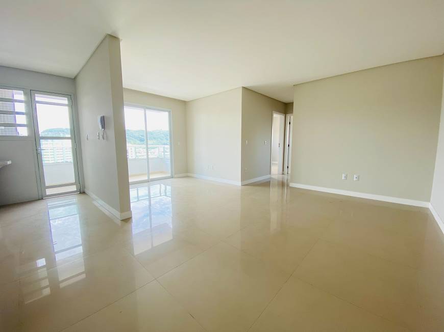 Foto 5 de Apartamento com 2 Quartos à venda, 80m² em Kobrasol, São José