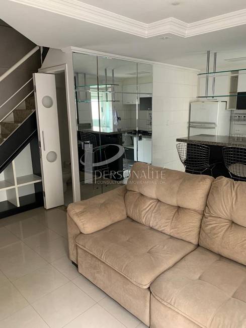 Foto 2 de Apartamento com 2 Quartos à venda, 70m² em Vila Gomes Cardim, São Paulo