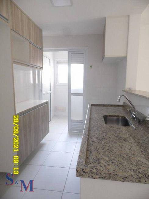 Foto 5 de Apartamento com 3 Quartos para alugar, 76m² em Vila Scarpelli, Santo André