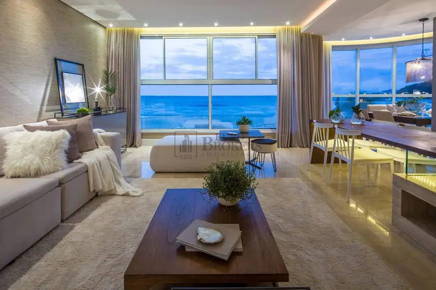 Foto 1 de Apartamento com 4 Quartos à venda, 215m² em Praia Brava, Itajaí