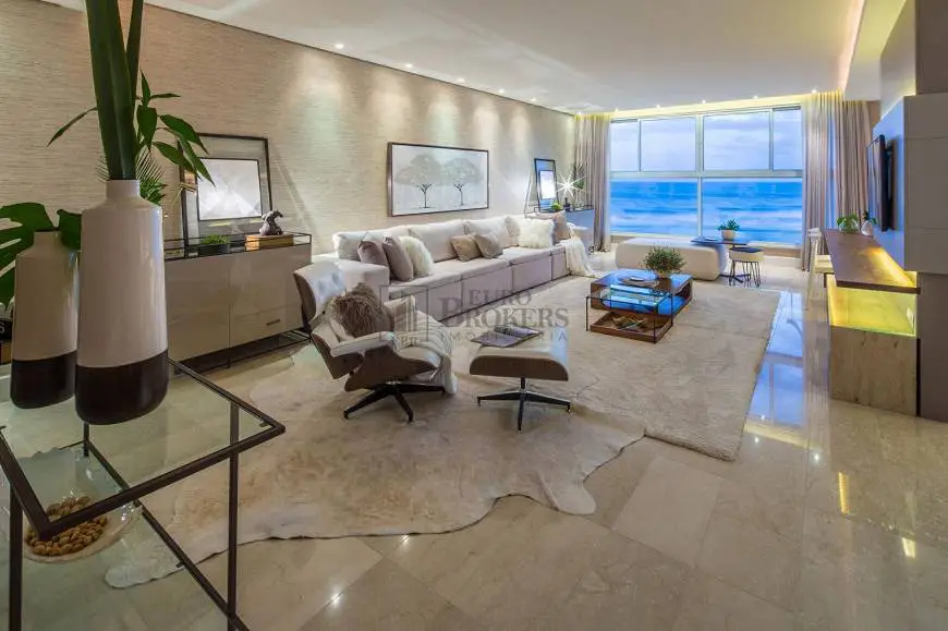 Foto 2 de Apartamento com 4 Quartos à venda, 215m² em Praia Brava, Itajaí