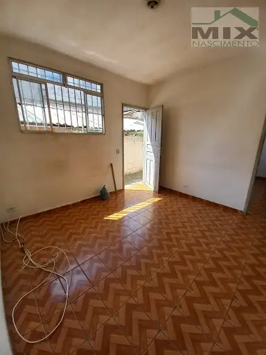 Foto 1 de Casa com 1 Quarto para alugar, 10m² em Taboão, Diadema