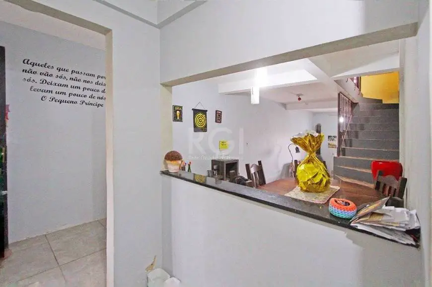 Foto 3 de Casa com 2 Quartos à venda, 150m² em Santa Tereza, Porto Alegre