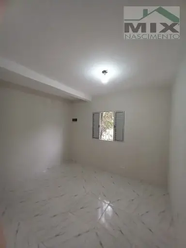 Foto 4 de Casa com 2 Quartos para alugar, 80m² em Taboão, Diadema