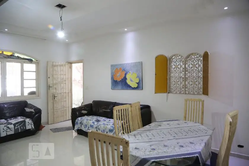 Foto 3 de Casa com 2 Quartos para alugar, 134m² em Vila Tupi, Praia Grande