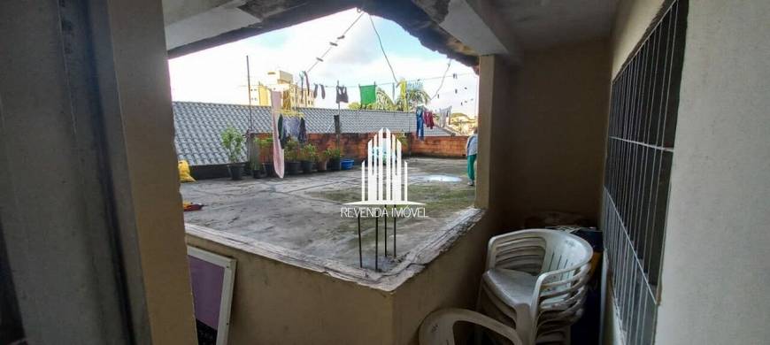 Foto 3 de Casa com 3 Quartos à venda, 199m² em Vila Santa Virginia, São Paulo