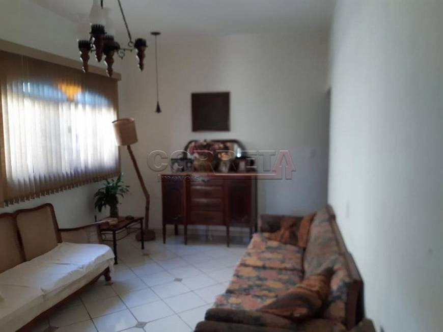 Foto 1 de Casa com 4 Quartos à venda, 213m² em Vila Estádio, Araçatuba