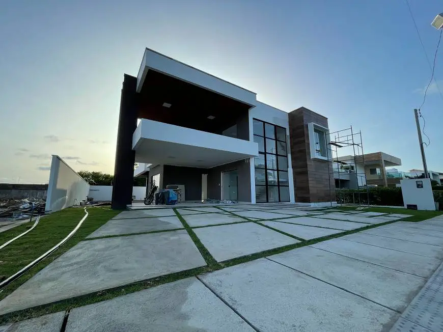 Foto 2 de Casa de Condomínio com 4 Quartos à venda, 367m² em Petrópolis, Maceió