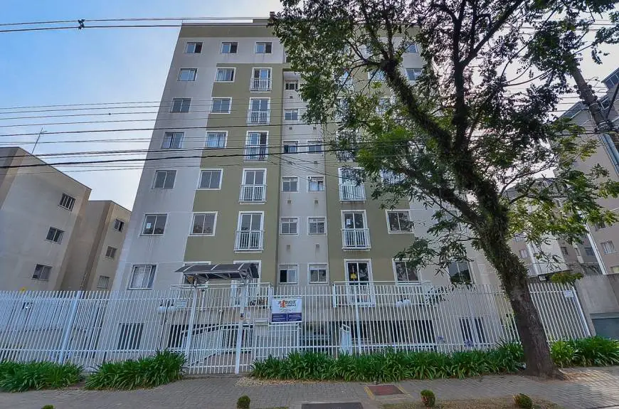 Foto 2 de Apartamento com 2 Quartos à venda, 46m² em Capão Raso, Curitiba