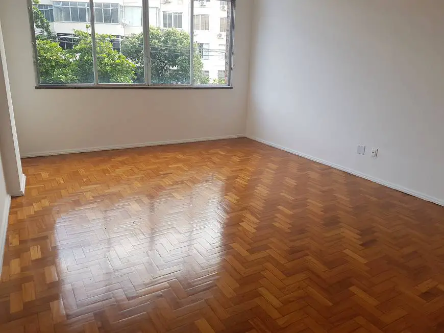 Foto 1 de Apartamento com 2 Quartos para alugar, 90m² em Maracanã, Rio de Janeiro