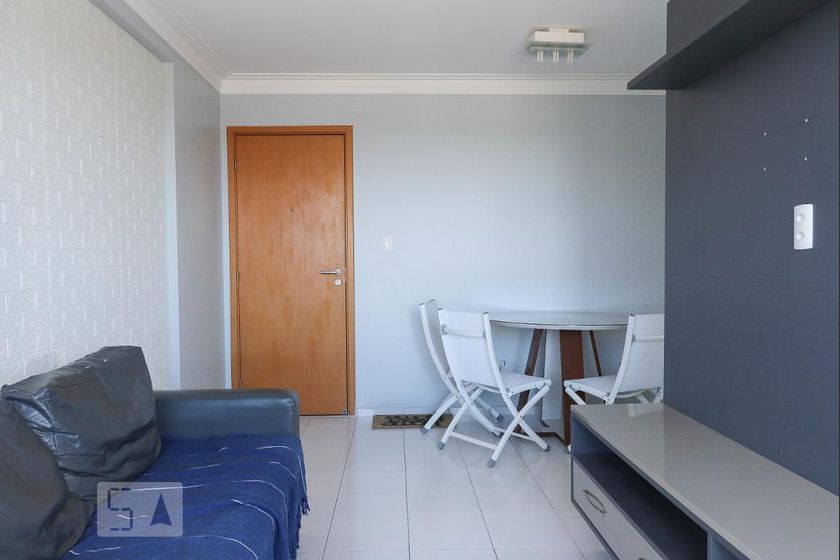Foto 1 de Apartamento com 3 Quartos para alugar, 61m² em Casa Amarela, Recife