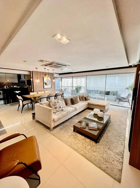 Foto 4 de Apartamento com 4 Quartos à venda, 220m² em Cocó, Fortaleza