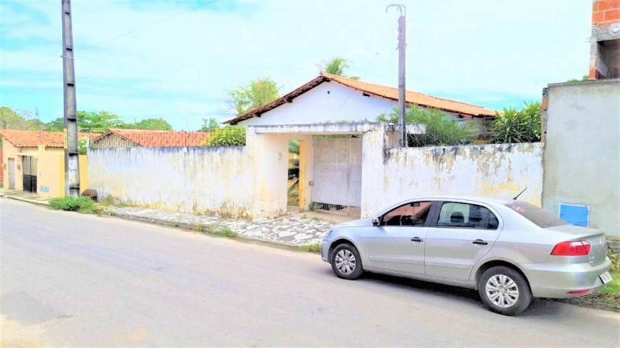 Foto 2 de Casa com 3 Quartos à venda, 120m² em Centro, Horizonte