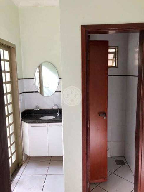 Foto 4 de Casa com 4 Quartos para alugar, 189m² em Condomínio Itamaraty, Ribeirão Preto
