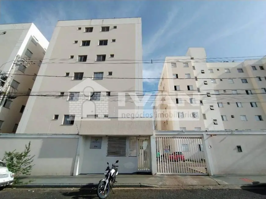 Foto 1 de Apartamento com 2 Quartos para alugar, 49m² em Jardim Brasília, Uberlândia