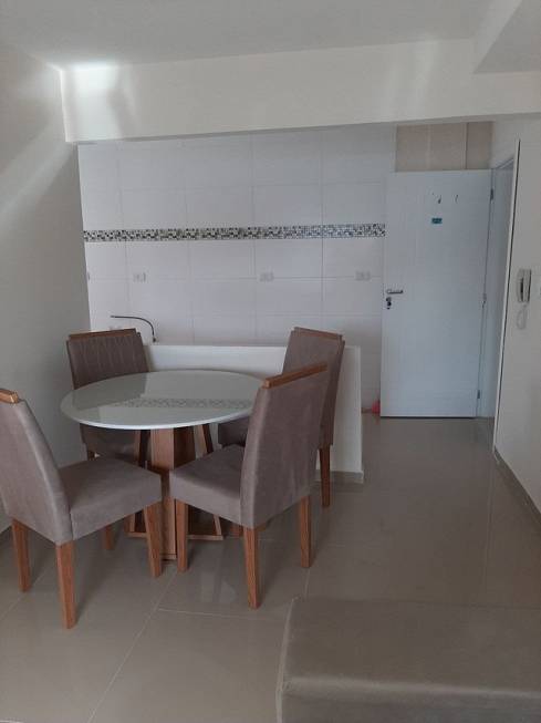 Foto 2 de Apartamento com 2 Quartos para alugar, 58m² em Pinheirinho, Curitiba