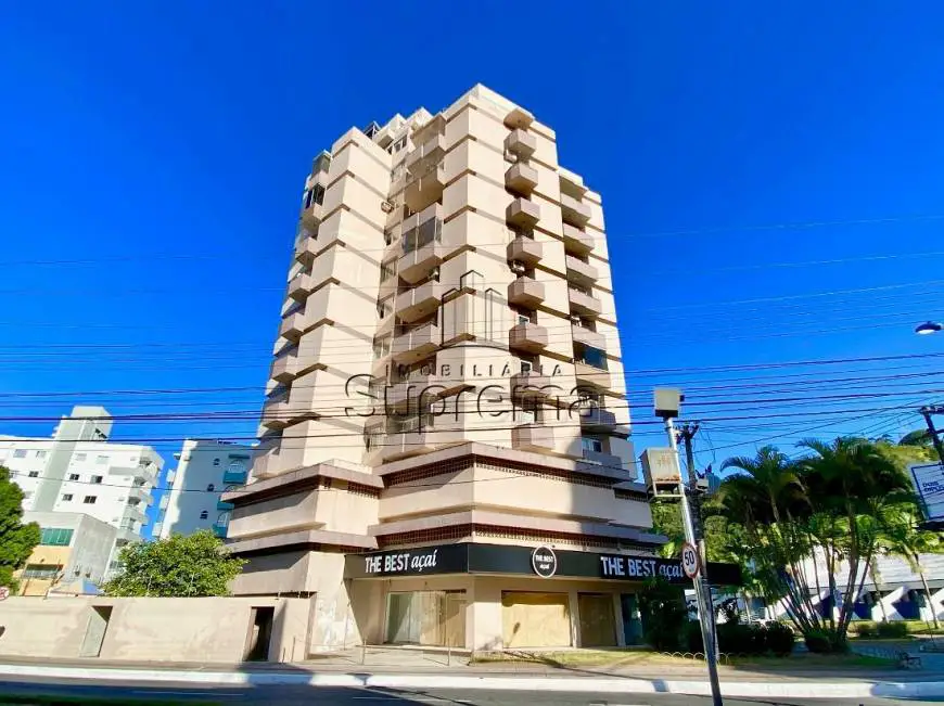 Foto 1 de Apartamento com 3 Quartos para alugar, 88m² em Centro, Itajaí