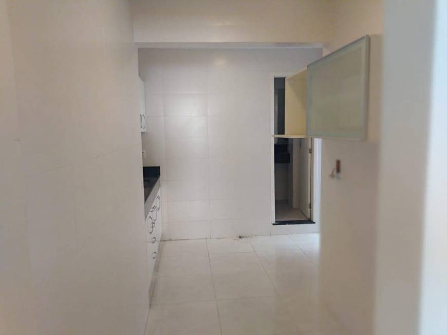 Foto 3 de Apartamento com 3 Quartos para alugar, 90m² em Flamengo, Rio de Janeiro