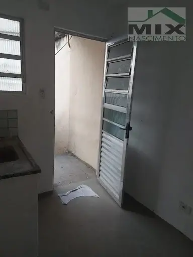 Foto 1 de Casa com 1 Quarto para alugar, 20m² em Vila Liviero, São Paulo