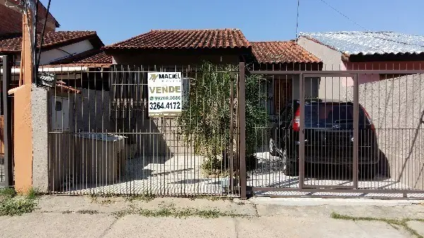Foto 1 de Casa com 2 Quartos à venda, 50m² em Restinga, Porto Alegre