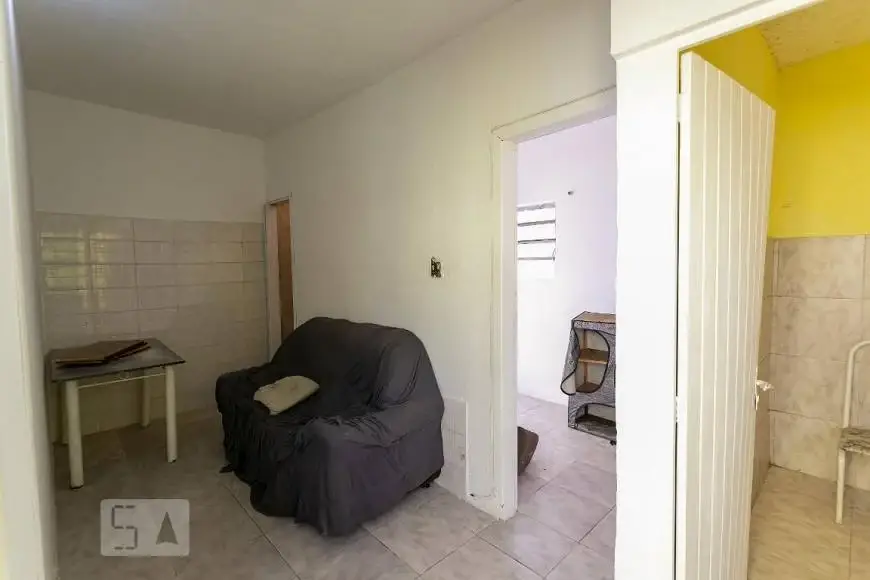 Foto 1 de Casa com 2 Quartos para alugar, 77m² em Santa Efigênia, Belo Horizonte